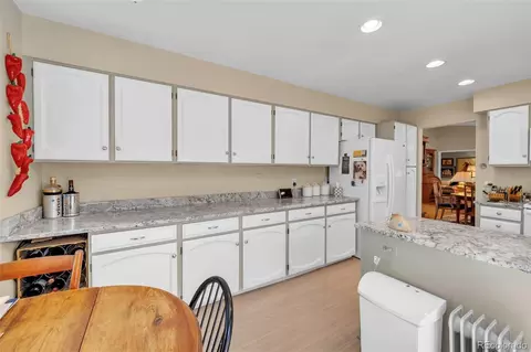 Kitchen - 3333 E Florida Ave #78, Denver, CO 80210 photo 3 of 4