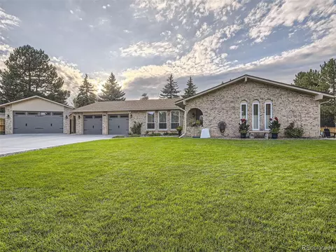 6733 W Geddes Ave, Littleton, CO 80128