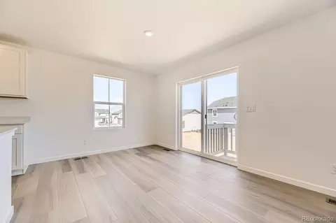 22015 E 39th Ave, Aurora, CO 80019 photo 5