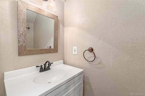 17532 E Whitaker Dr, Aurora, CO 80015 photo 7