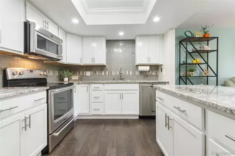 13952 E Marina Dr #203, Aurora, CO 80014