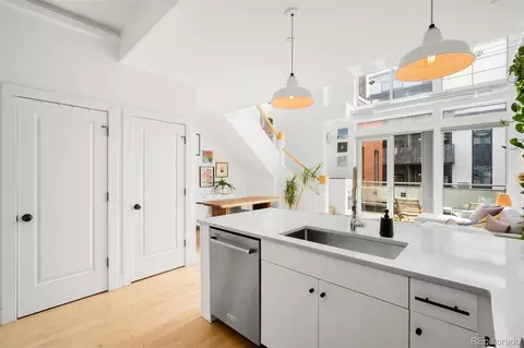 Kitchen - 2336 Spruce St #D, Boulder, CO 80302 photo 3 of 3