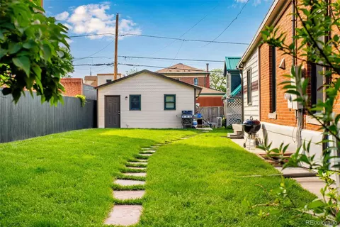 Exterior - 2815 Curtis St, Denver, CO 80205 photo 4 of 6