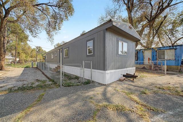 2626 Lake Ave, Pueblo, CO 81004