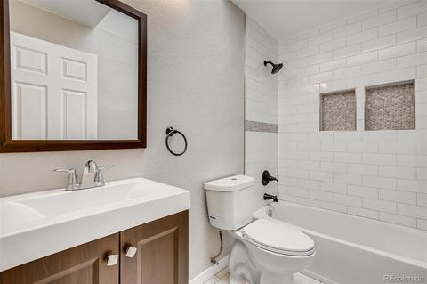 21148 E 43rd Ave, Denver, CO 80249 photo 9
