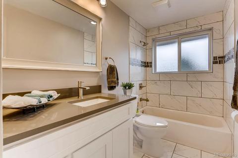 2122 E Panama Dr, Centennial, CO 80121 photo 2