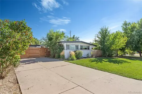 430 E Bellewood Dr, Englewood, CO 80113