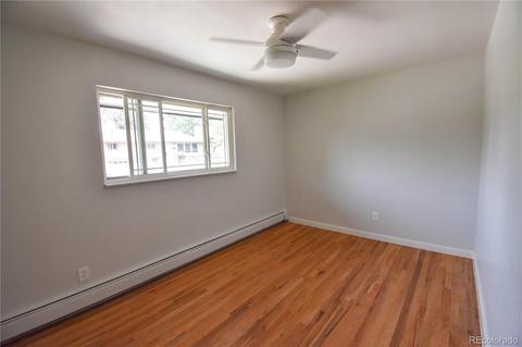 5660 E Flora Pl, Denver, CO 80222 photo 11