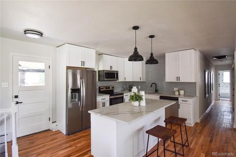 5660 E Flora Pl, Denver, CO 80222 photo 3