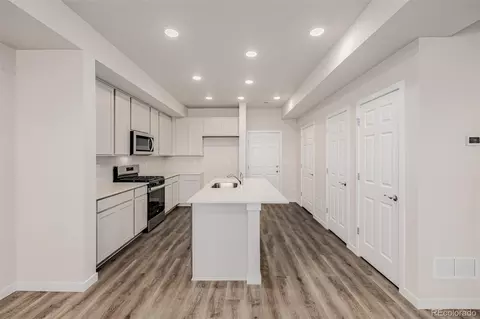 2889 E 103rd Dr, Thornton, CO 80229 photo 9