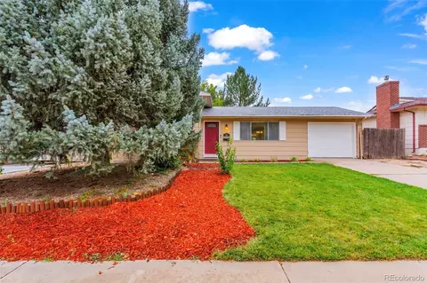16 Macgregor Rd, Pueblo, CO 81001