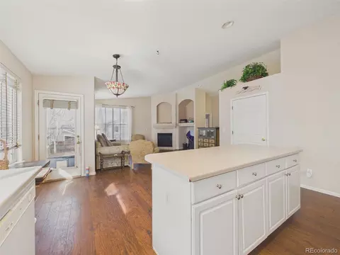 Kitchen - 7093 Leopard Dr, Lone Tree, CO 80124 photo 2 of 5