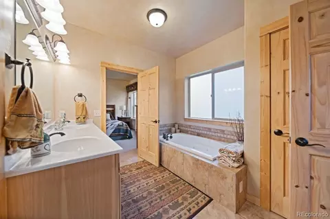 Bath - 1380 Spruce Rd, Cimarron, CO 81220 photo 2 of 6