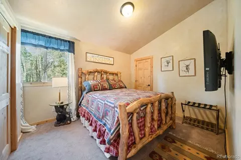 Bedroom - 1380 Spruce Rd, Cimarron, CO 81220 photo 4 of 6