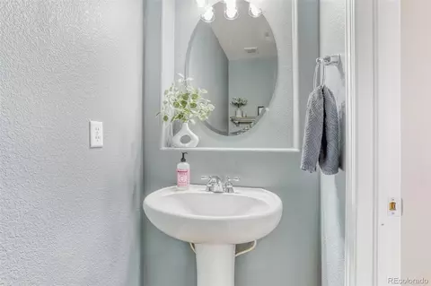 Bath - 5740 E 127th Pl, Thornton, CO 80602 photo 1 of 3