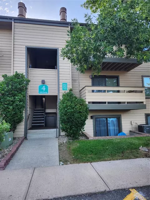 430 Zang St #202, Lakewood, CO 80228