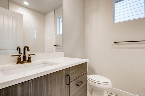 21641 E 60th Ave, Aurora, CO 80019 photo 12