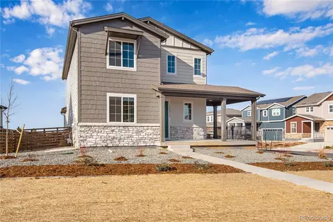Exterior - 20573 E 57th Ave, Aurora, CO 80019 photo 4 of 10