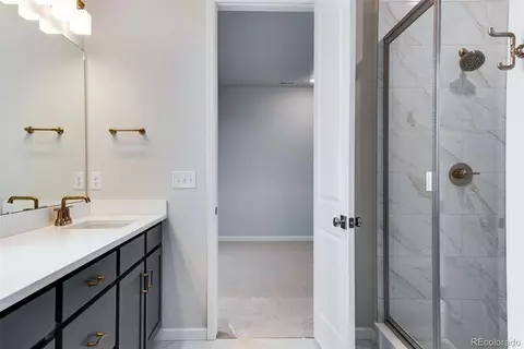 Bath - 20573 E 57th Ave, Aurora, CO 80019 photo 5 of 5