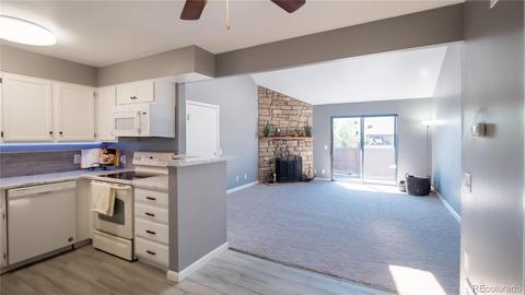 211 Wright St #303, Lakewood, CO 80228 photo 9