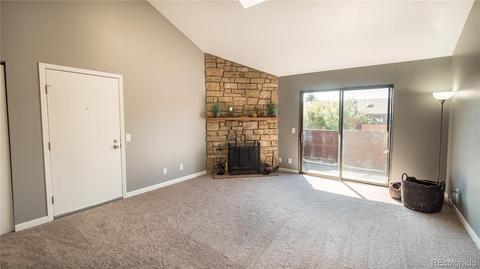 211 Wright St #303, Lakewood, CO 80228 photo 4