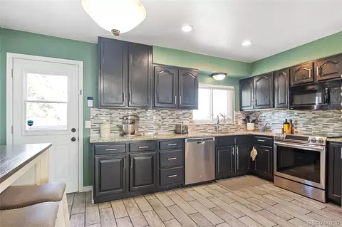15541 E Pacific Pl, Aurora, CO 80013 photo 5