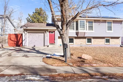 15541 E Pacific Pl, Aurora, CO 80013 photo 2