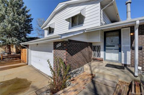 1048 Sable Blvd, Aurora, CO 80011 photo 2