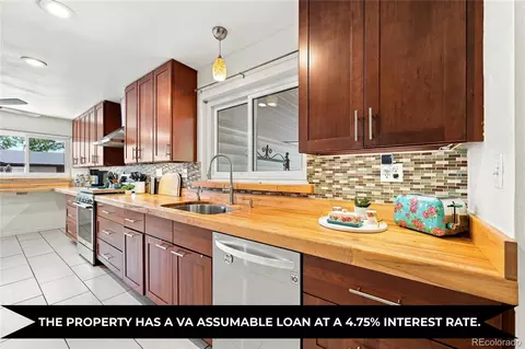 260 Pierce St, Lakewood, CO 80226