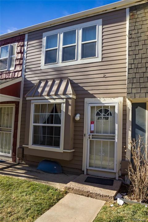 15715 E 13th Pl, Aurora, CO 80011 photo 1
