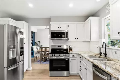 Kitchen - 18189 E Progress Ave, Centennial, CO 80015 photo 2 of 2