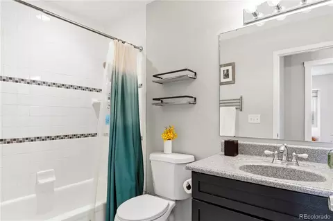 Bath - 18189 E Progress Ave, Centennial, CO 80015 photo 4 of 5