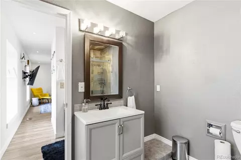 Bath - 18189 E Progress Ave, Centennial, CO 80015 photo 2 of 5