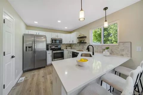 Kitchen - 19537 E 18th Ave, Aurora, CO 80011 photo 1 of 2
