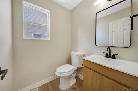 Bath - 19537 E 18th Ave, Aurora, CO 80011 photo 5 of 5