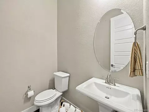 Bath - 8831 Flagstaff St, Arvada, CO 80007 photo 2 of 6