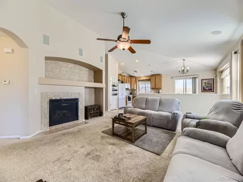 24704 E Chenango Dr, Aurora, CO 80016 photo 5