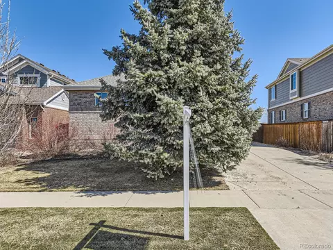 24704 E Chenango Dr, Aurora, CO 80016 photo 3