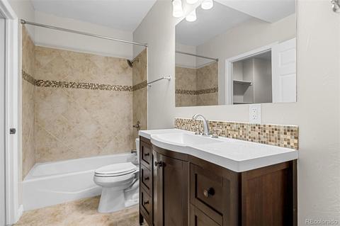 26546 E Peakview Dr, Aurora, CO 80016 photo 32