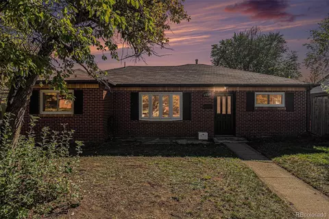 1050 Elm Pl, Thornton, CO 80229