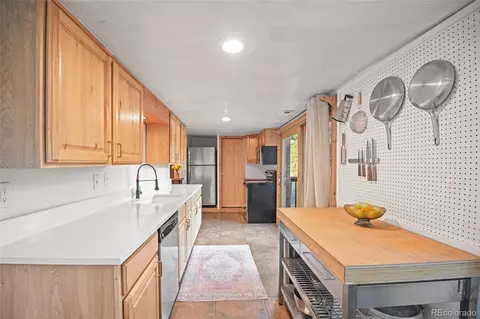 Kitchen - 6473 S Ross Rd, Morrison, CO 80465 photo 1 of 6