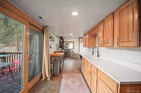 Kitchen - 6473 S Ross Rd, Morrison, CO 80465 photo 2 of 6