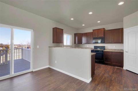 47319 Iris Ave, Bennett, CO 80102 photo 2