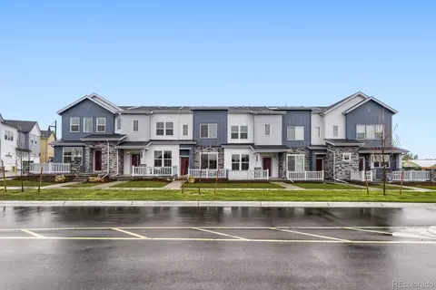 7613 S Mobile Way, Centennial, CO 80016