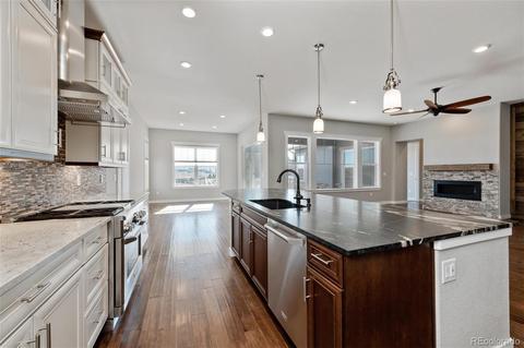 27810 E Links Pl, Aurora, CO 80016 photo 16