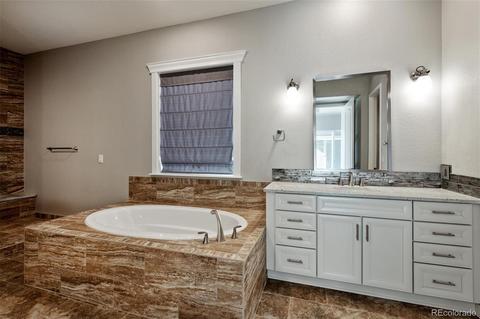 27810 E Links Pl, Aurora, CO 80016 photo 20