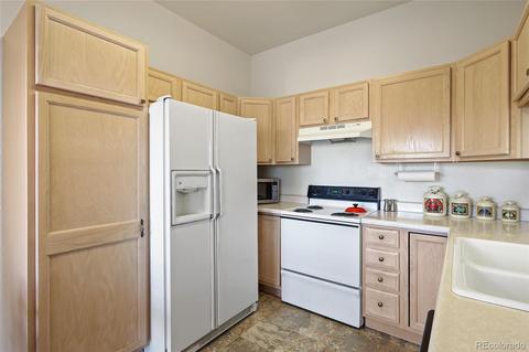 1874 S Cole St, Lakewood, CO 80228 photo 10