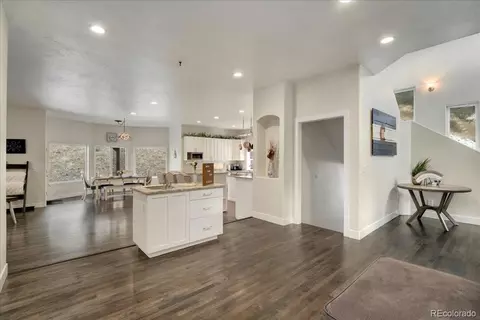 Entry Way - 494 Thunder Rd, Evergreen, CO 80439 photo 2 of 4