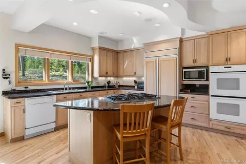 Kitchen - 1165 Emerald Rd, Silverthorne, CO 80498 photo 3 of 5