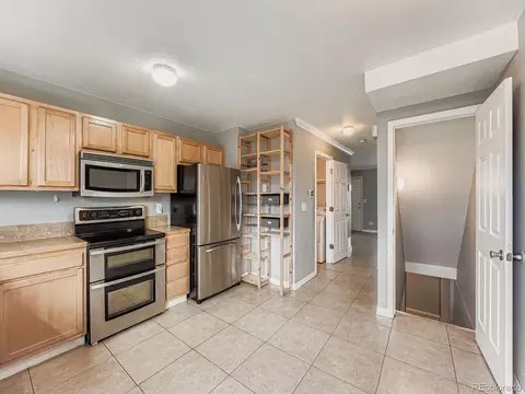 15747 E 13th Pl, Aurora, CO 80011 photo 9
